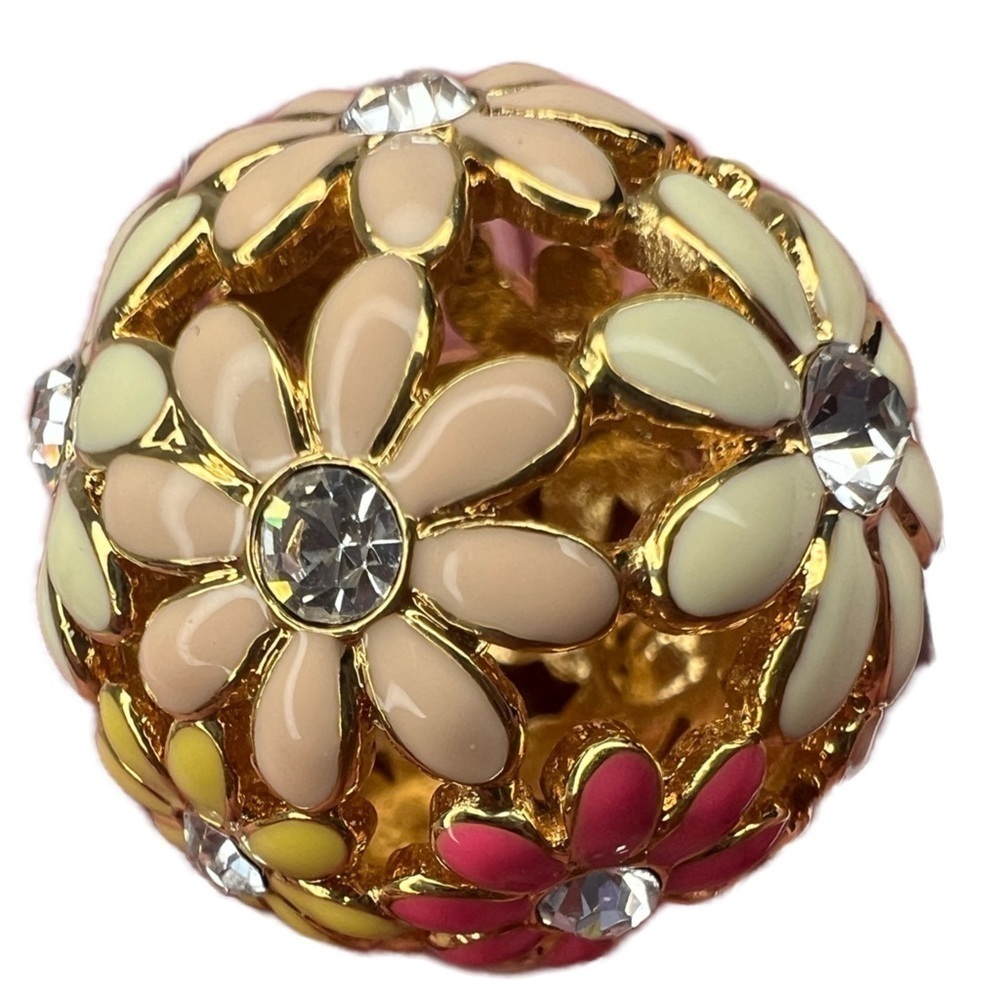 Coach Daisy Flower Dome Vintage Keychain - Picture 9 of 12